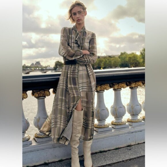 Zara Dresses & Skirts - ZARA PLAID PRINT MIDI DRESS